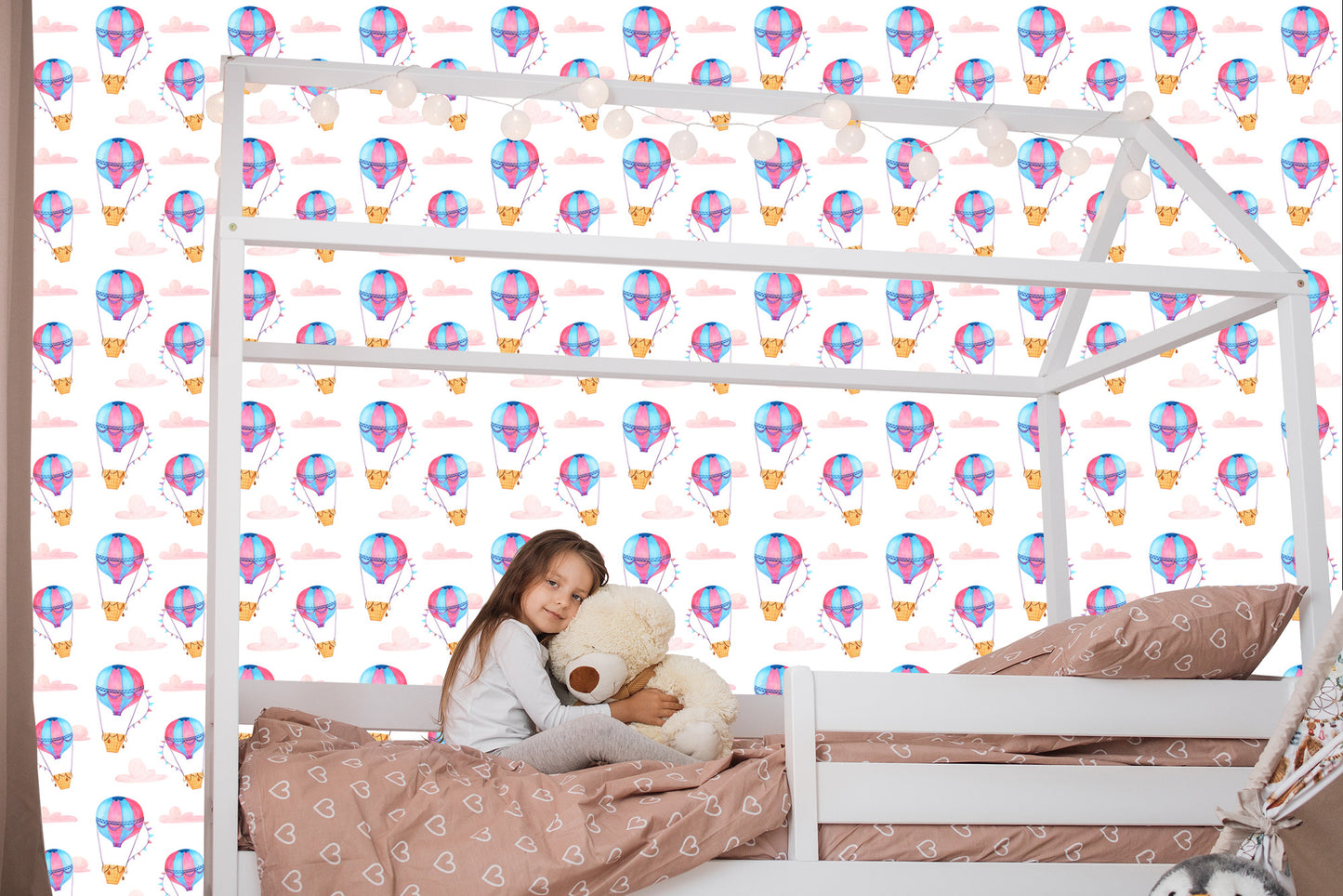 Wallpaper Pastel Cloud Balloons For Children's Room