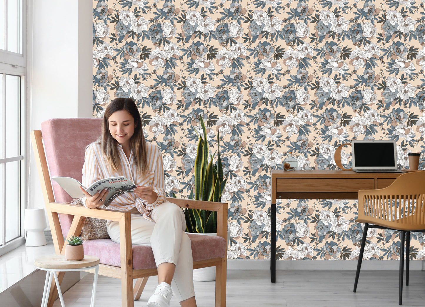 Wallpaper Elegant Peonies