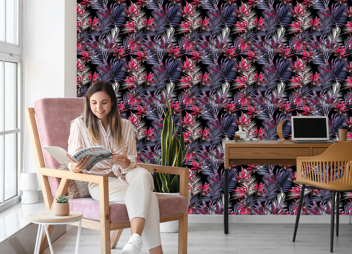 Wallpaper Exotic Palm Leaves