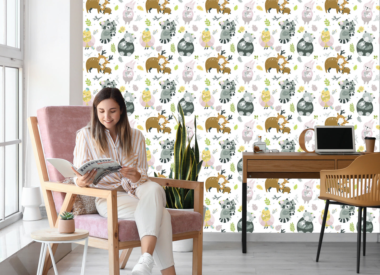 Wallpaper For Children - Forest Animal Family