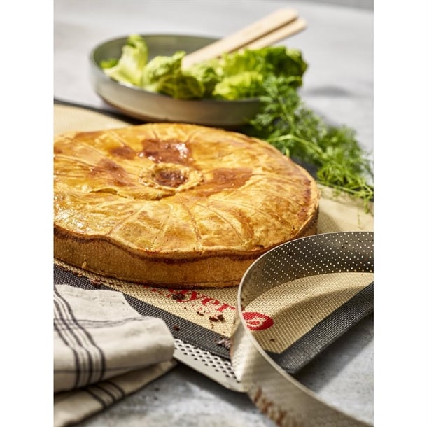 De Buyer Perforated Flat Aluminium Baking Tray p_dz703