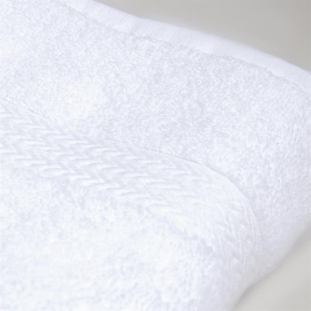 Mitre Comfort Riviera Towels White p_gt853