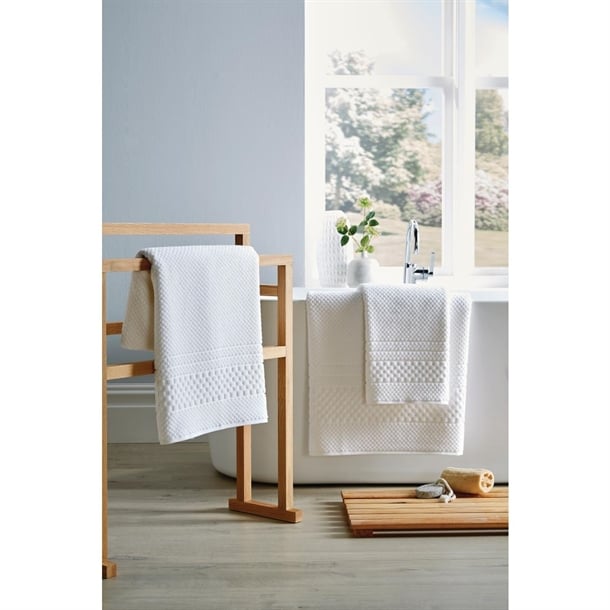 Mitre Heritage Chequers Towels p_gw300