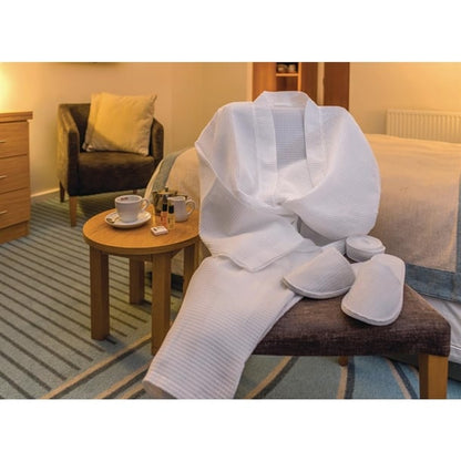 Mitre Essentials Honeycomb Slipper Closed Toe White hr092