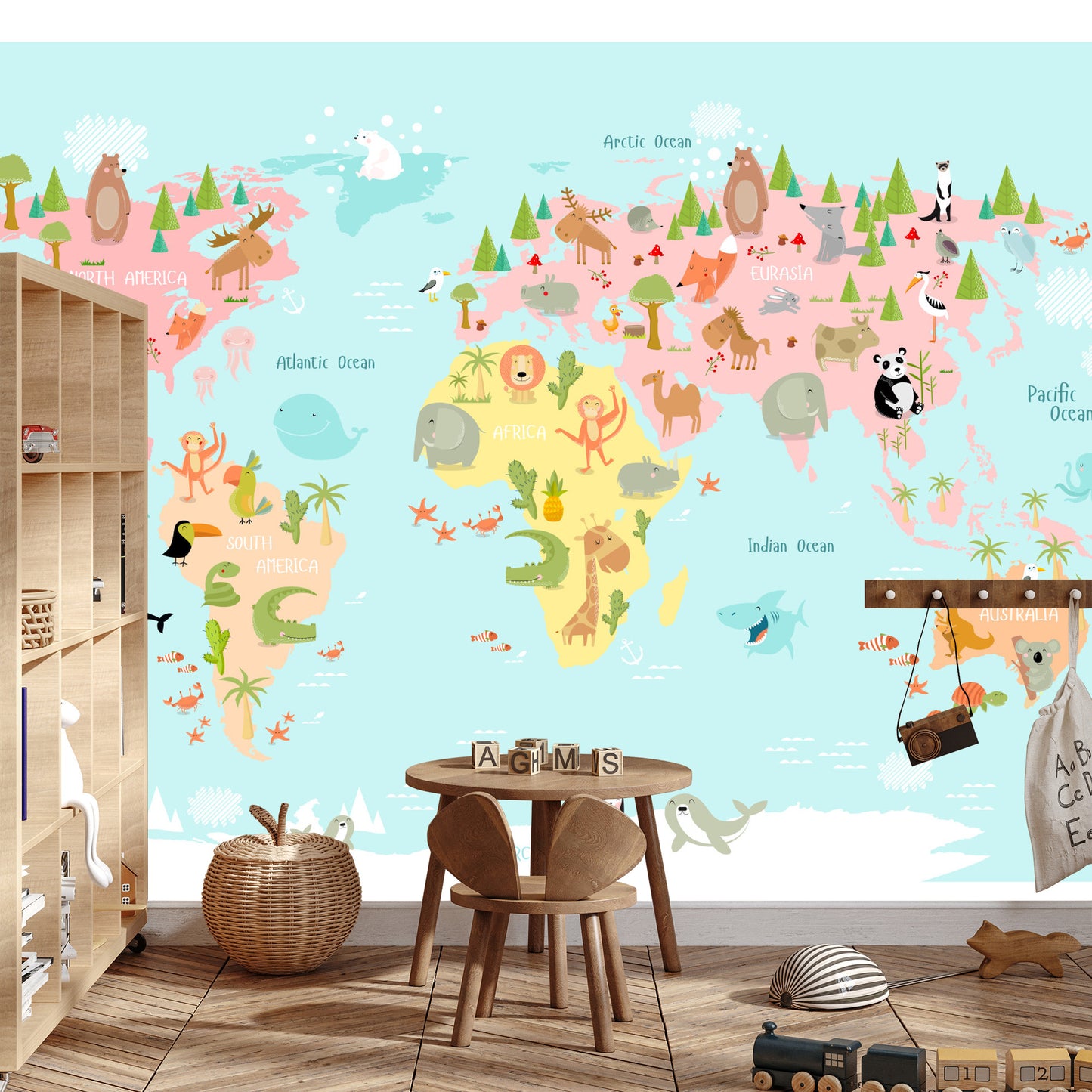 Photomural World Map With Animals