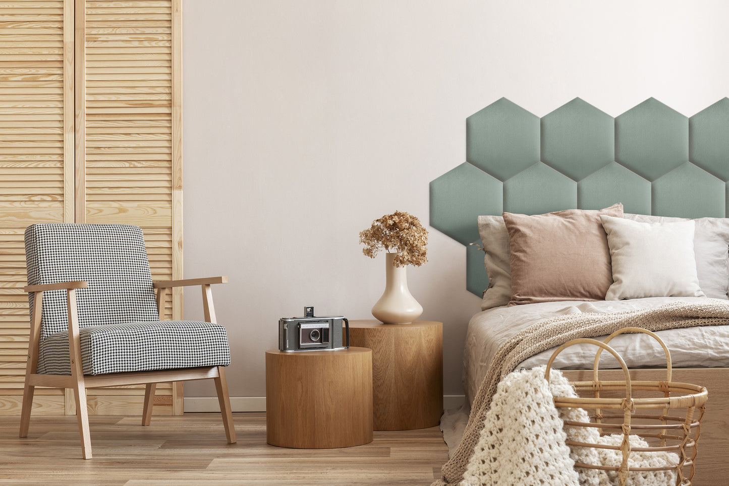 Upholstered Panel Mint