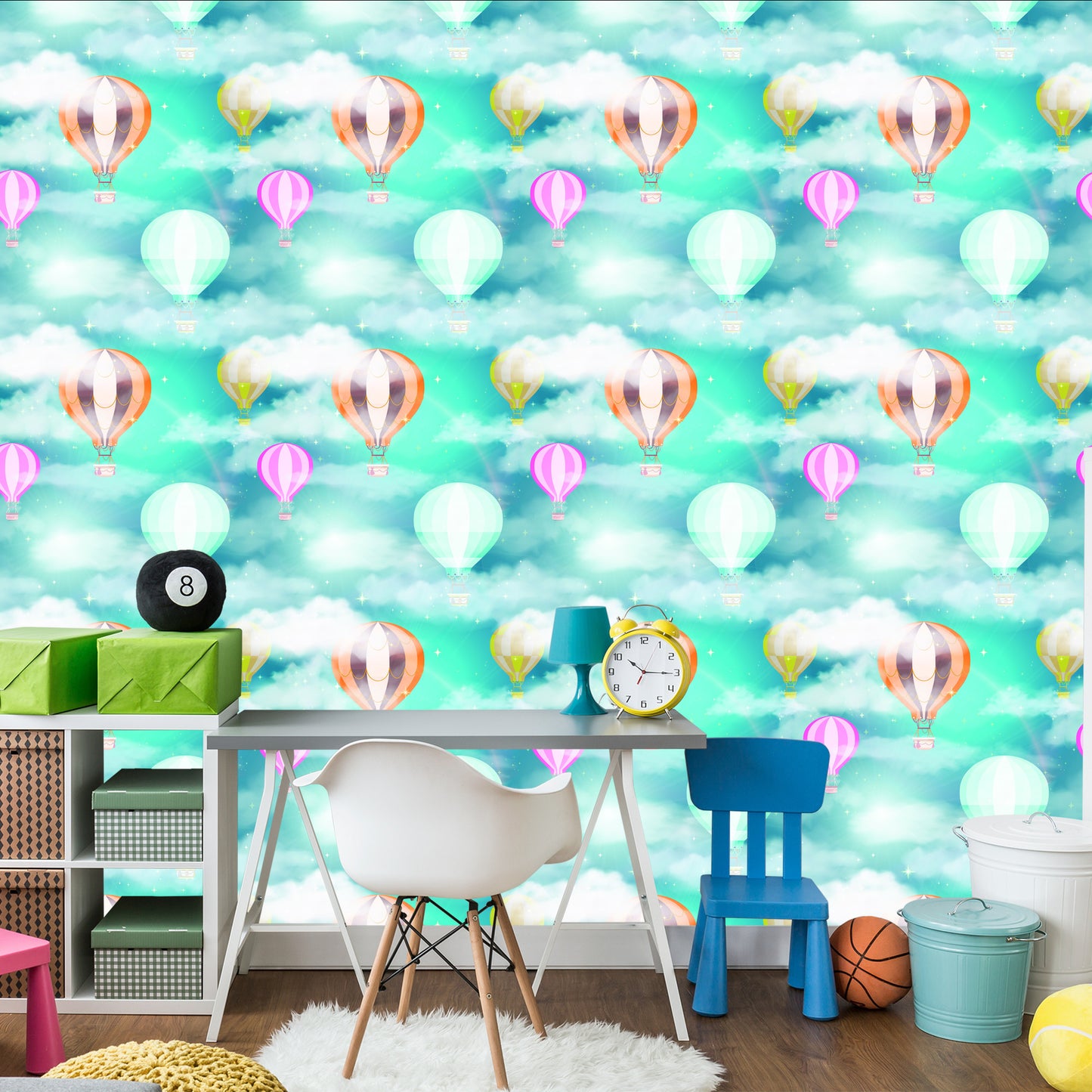 Wallpaper Balloons Behind The Clouds