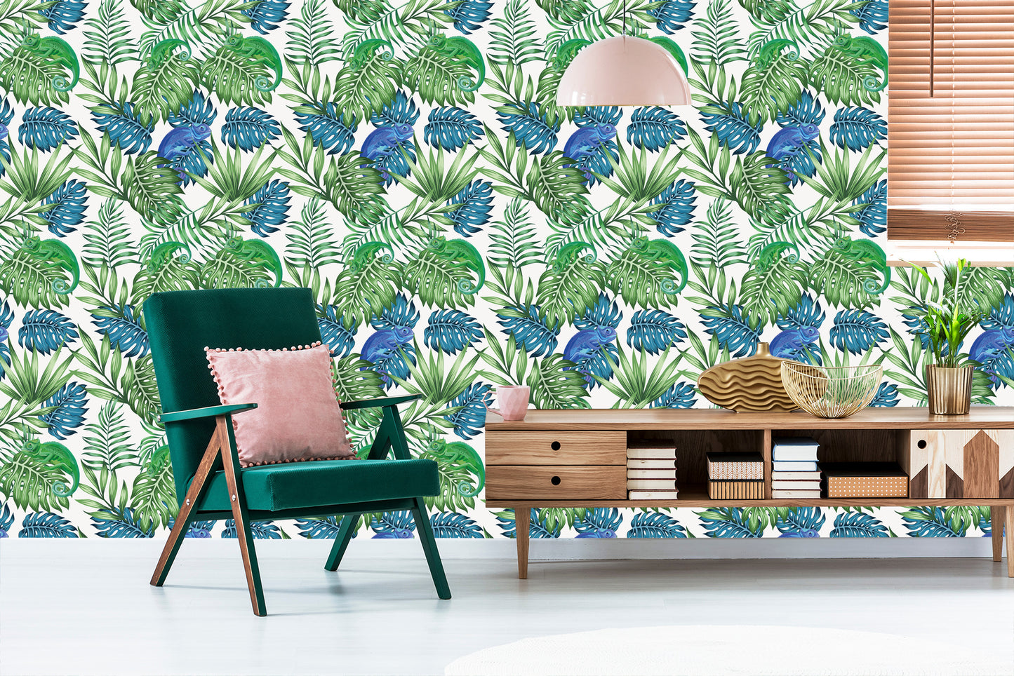 Wallpaper Exotic Chameleon Leaves