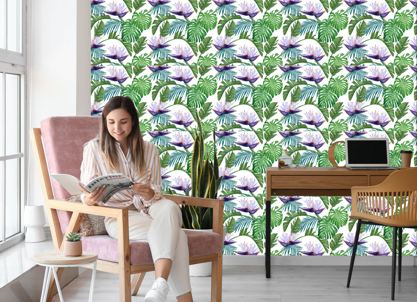 Wallpaper Violet Flowers With Leaves