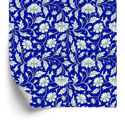 Wallpaper Expressive Floral Pattern In Retro Style