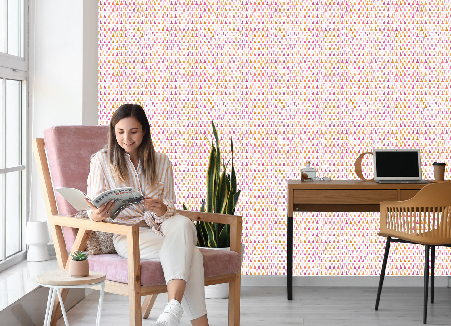 Wallpaper Retro Style Triangles