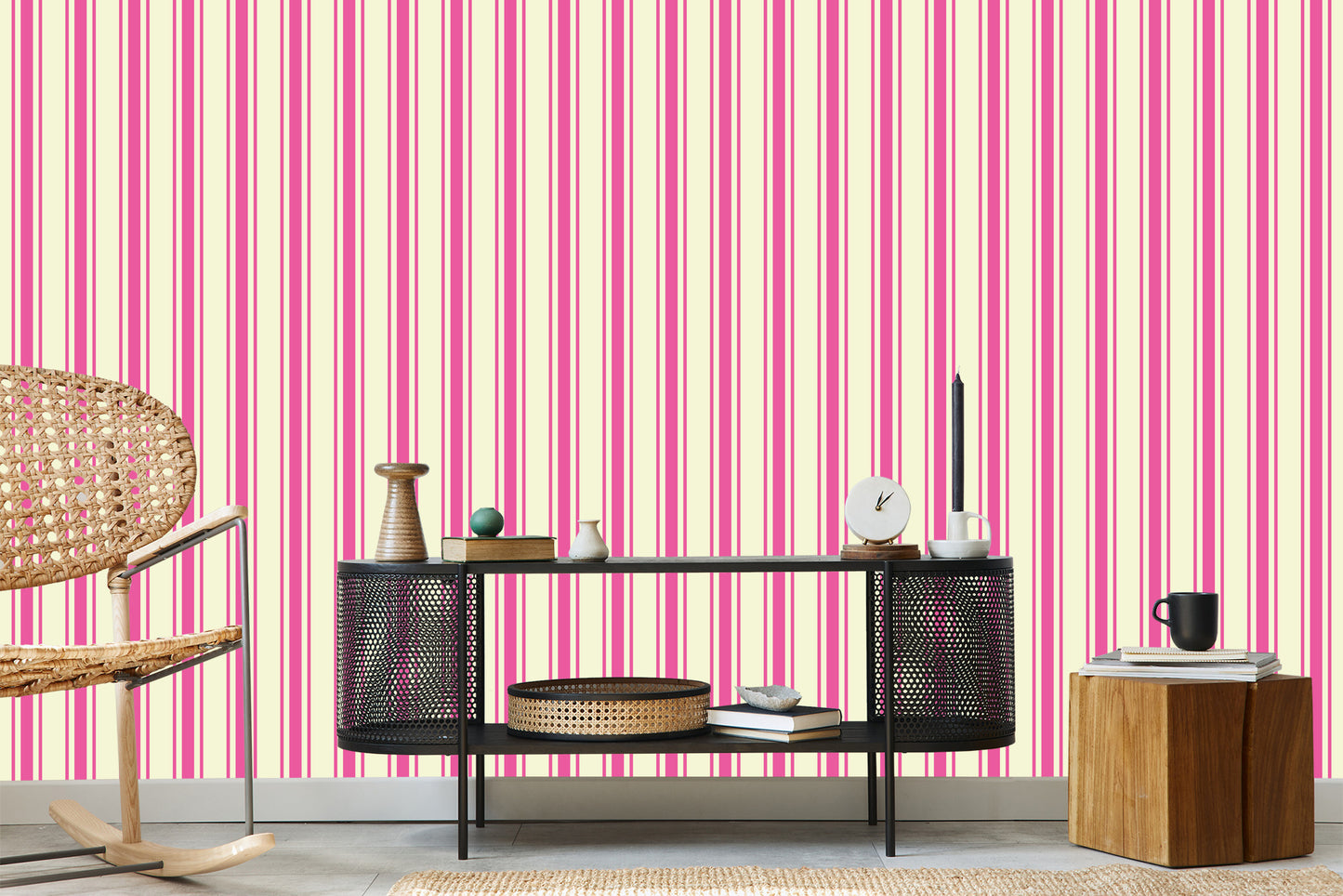 Wallpaper Classic Vertical Stripes