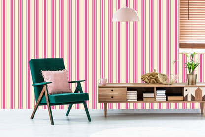 Wallpaper Classic Vertical Stripes