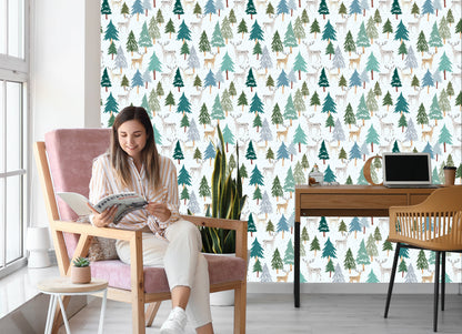 Wallpaper Trees. Green. Animals. Forest