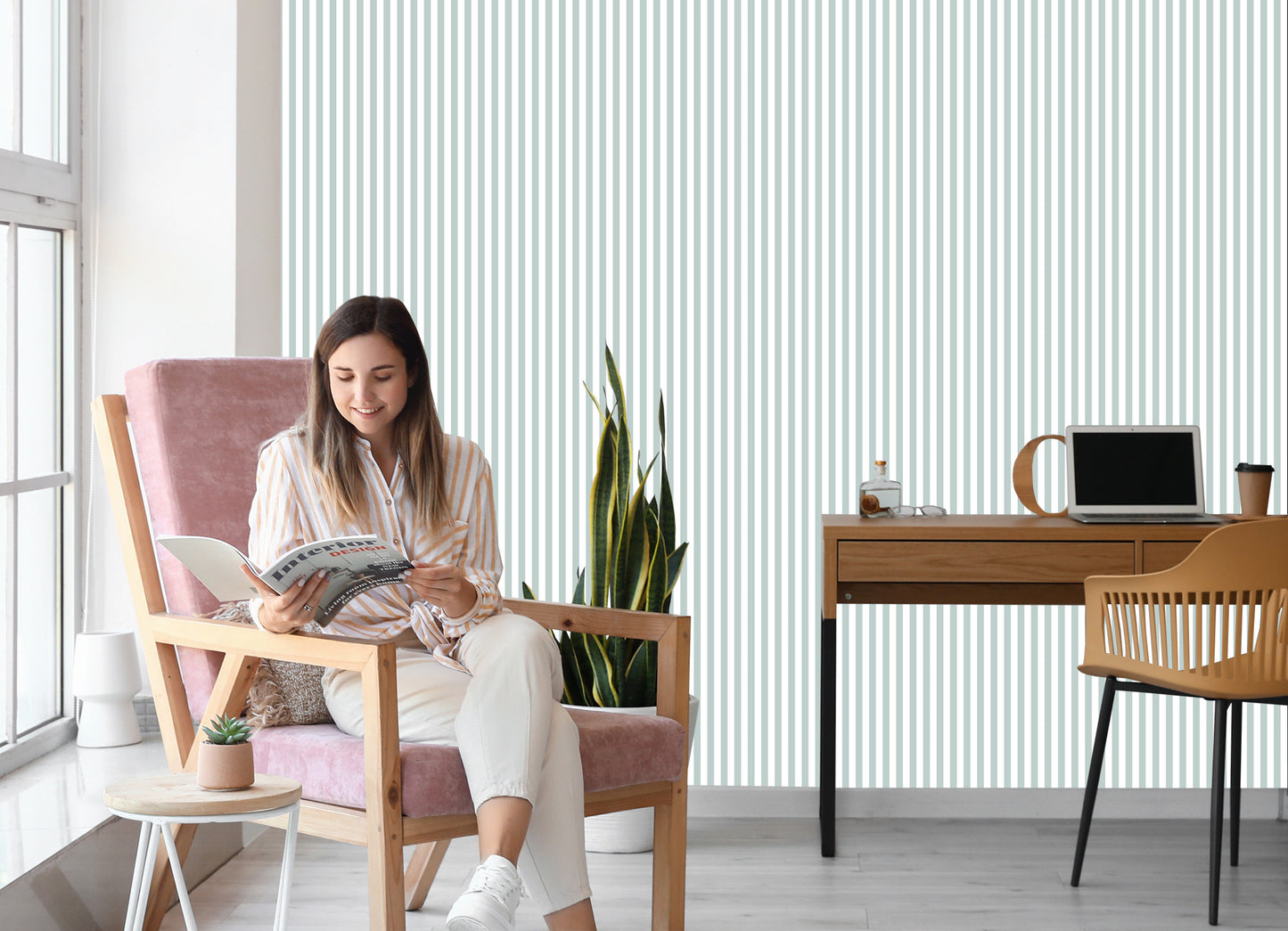 Wallpaper White-Grey Vertical Stripes