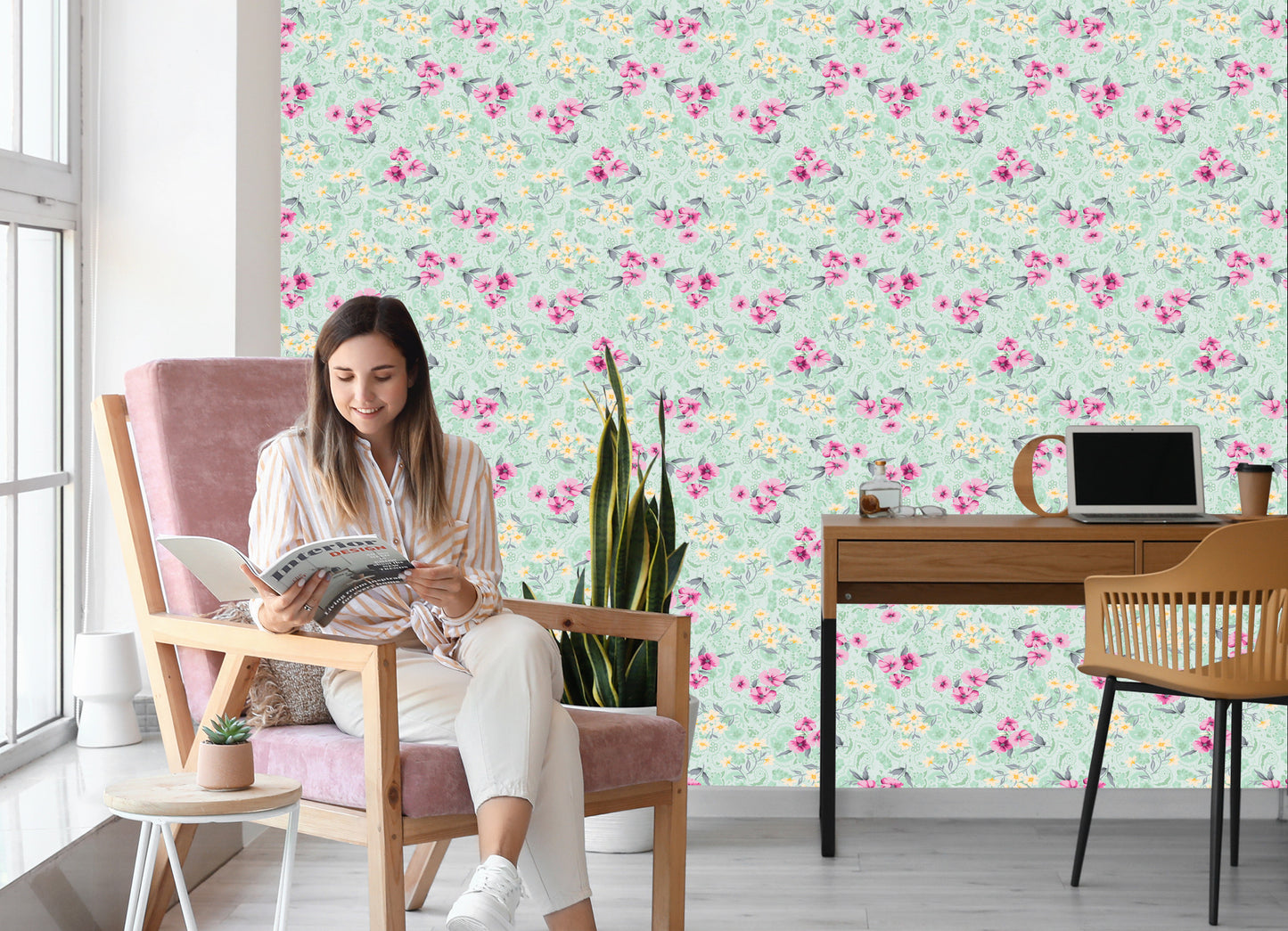Wallpaper Colorful Floral Pattern