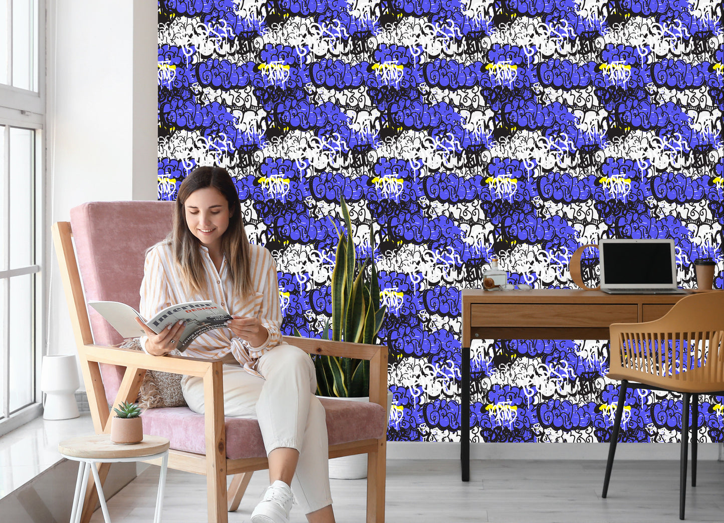 Wallpaper Graffiti With Purple Elements