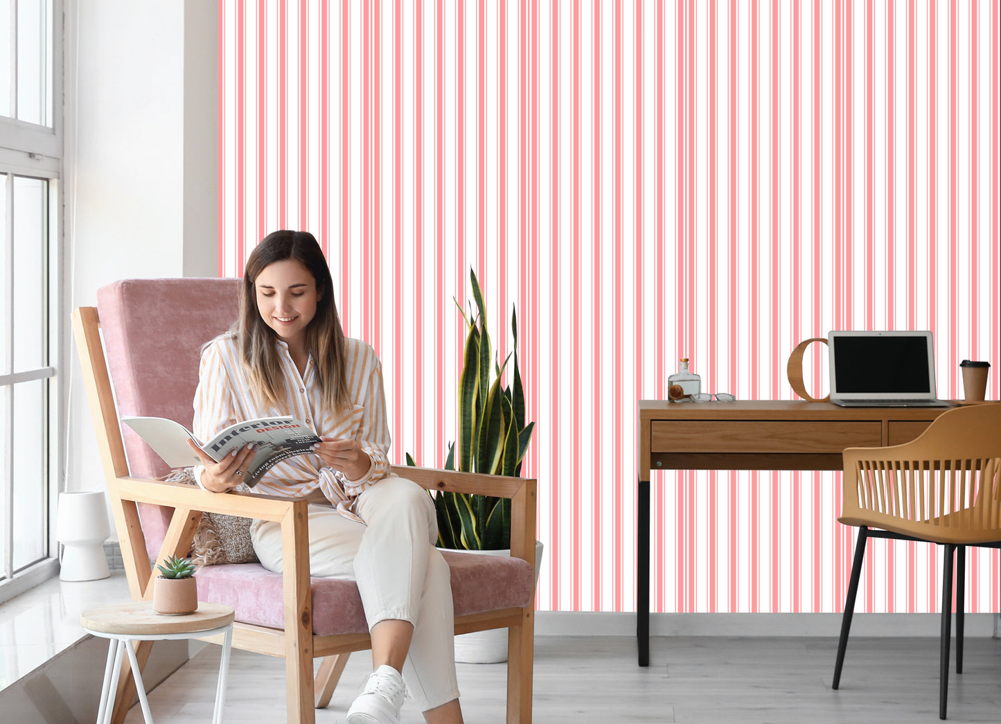 Wallpaper Vertical Retro Stripes