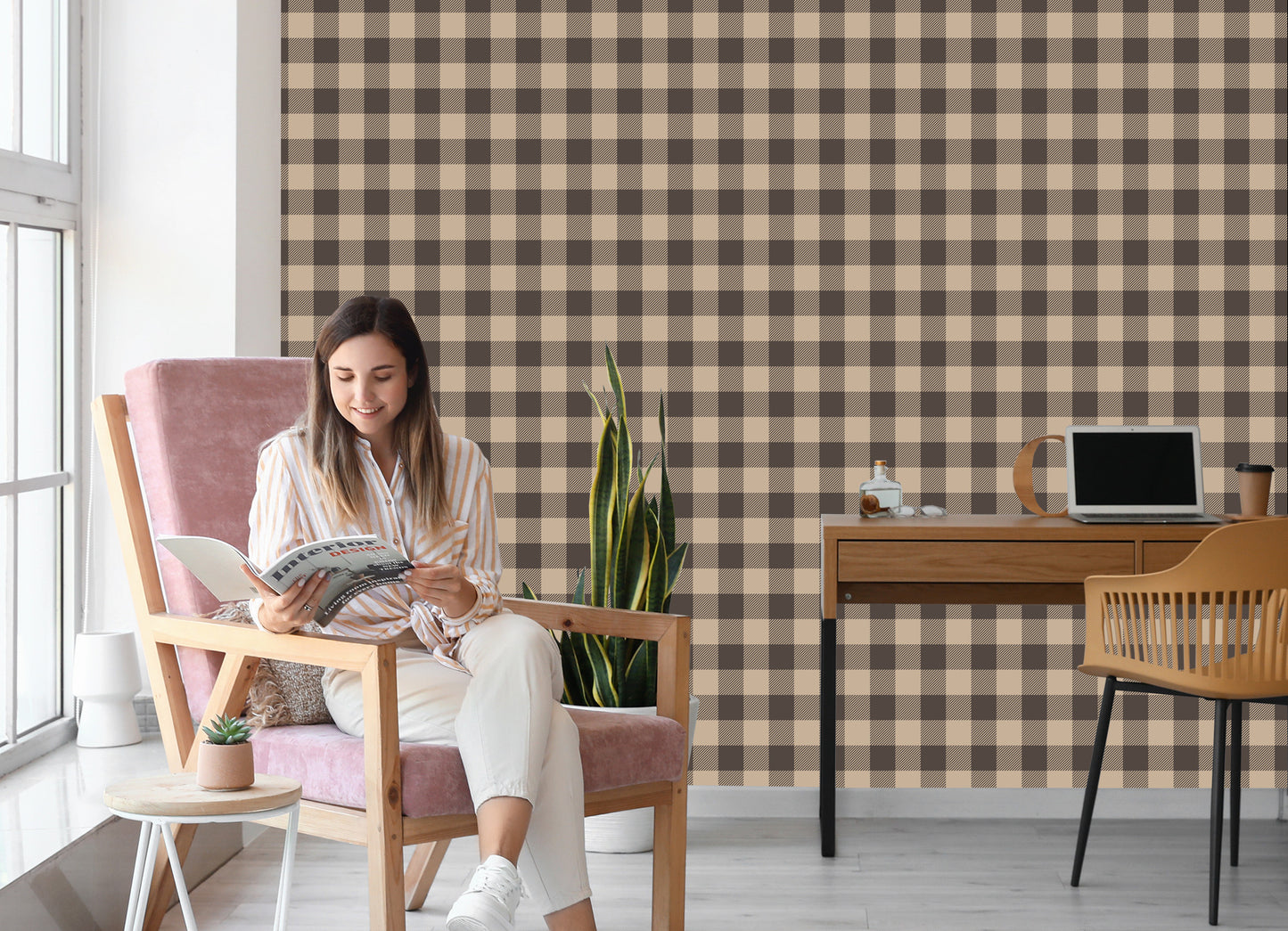 Wallpaper Fashionable Brown And Beige Vintage Check