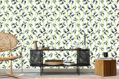 Wallpaper Smiling Panda’s And Bamboo