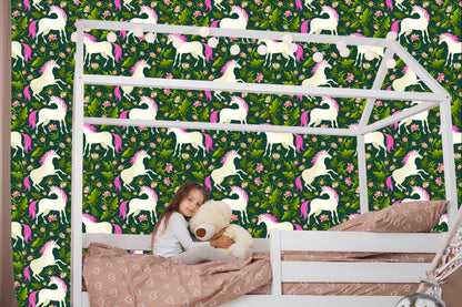 Wallpaper Unicorns Among Plants