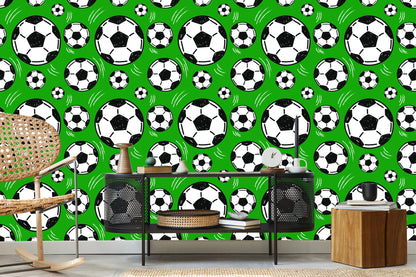 Wallpaper Footballs On Green Background