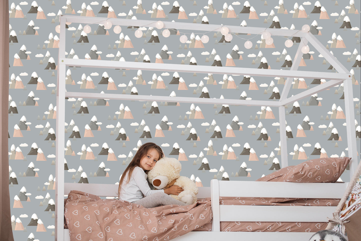 Wallpaper For Children - Mountains Pattern