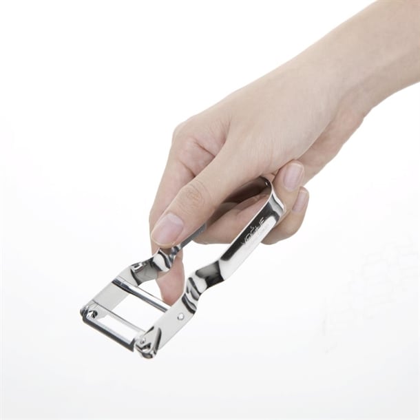 Vogue Serrated Speed Peeler cf938