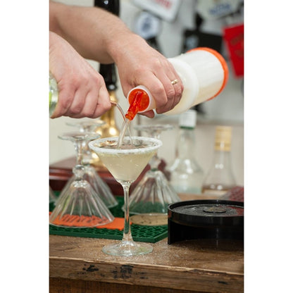 Beaumont Save and Pour Quart Orange cz376