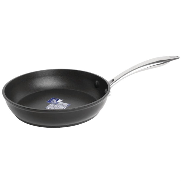 Vogue Cast Aluminium Non-Stick Teflon Frying Pan 20cm dc700
