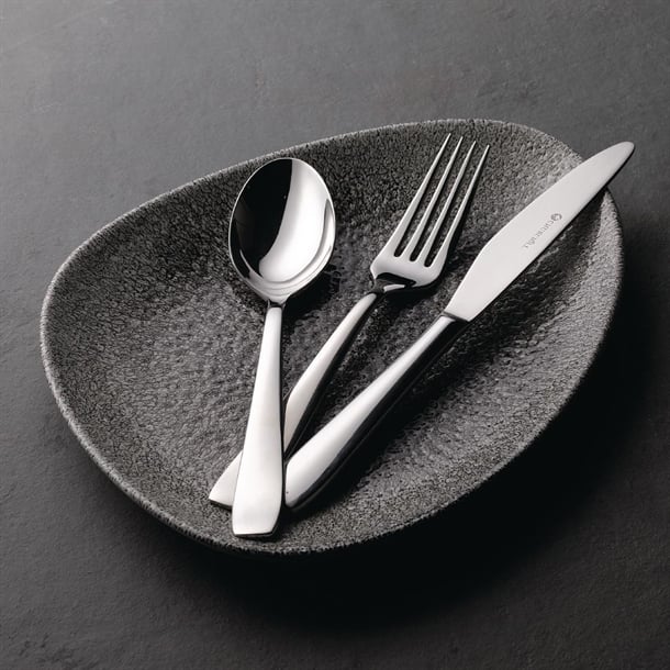 Churchill Studio Prints Raku Triangular Plates Quartz Black 200mm (12 Pack) dy214