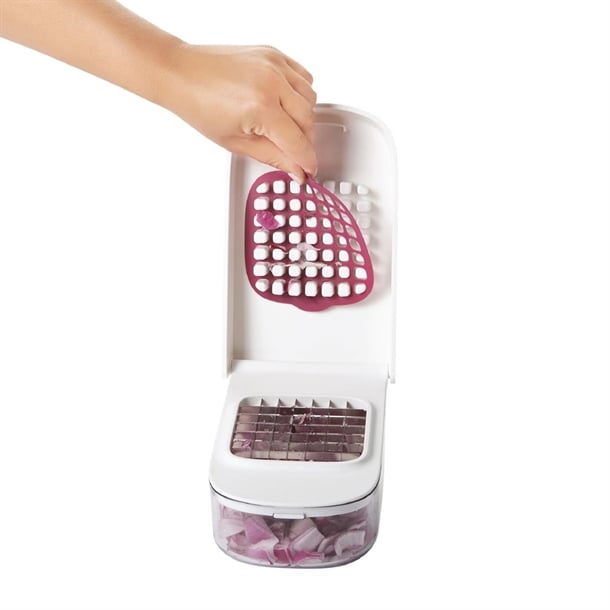 Oxo Vegetable Chopper with Easy Pour Opening fb065