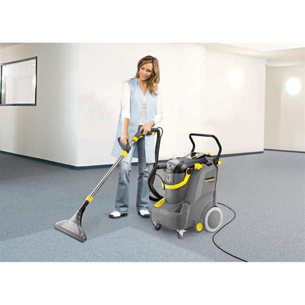 Karcher Spray Extraction Cleaner Puzzi 30/4 fu066