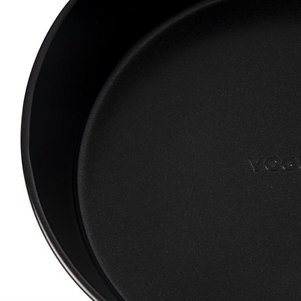 Vogue Non-Stick Cake Tin 165mm gc995