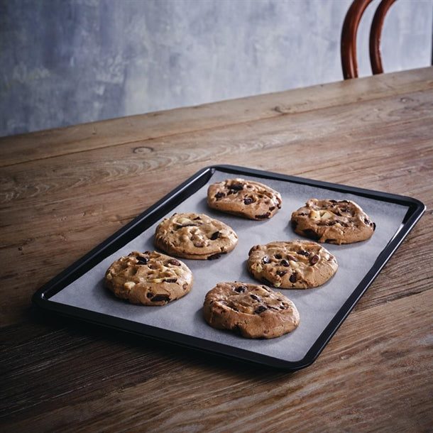 Vogue Non-Stick Carbon Steel Baking Tray 370x257mm gd014