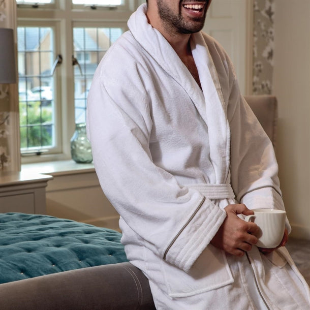 Mitre Heritage Ambassador Bathrobe With Taupe Piping p_gw394