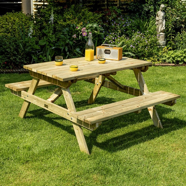 Rowlinson Picnic Table 4ft hp887