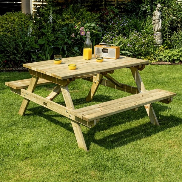 Rowlinson Picnic Table 4ft hp887