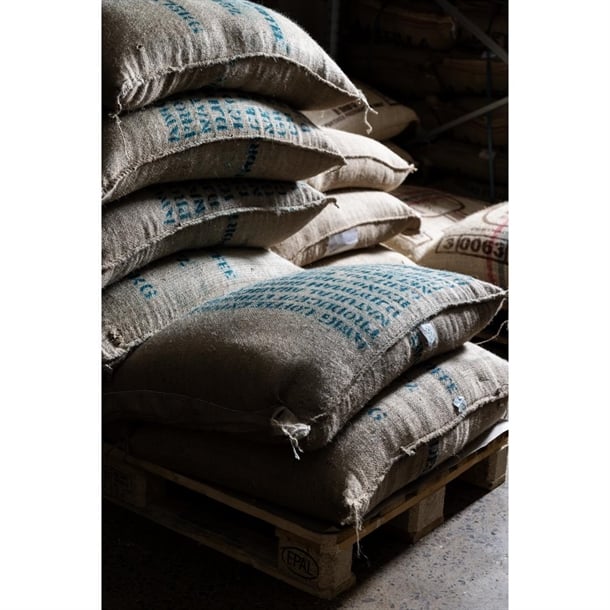 Beaumont No.4 Decaf Coffee Espresso Grind 1kg hs536