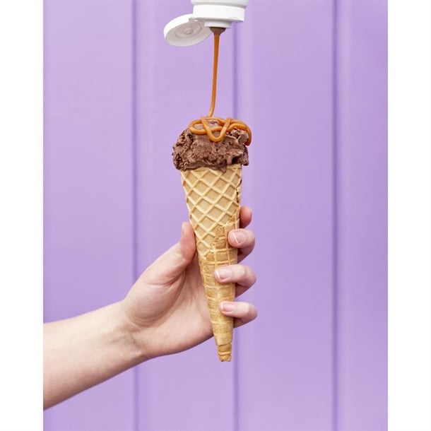 Simply Caramel Topping Sauce 1kg ht844