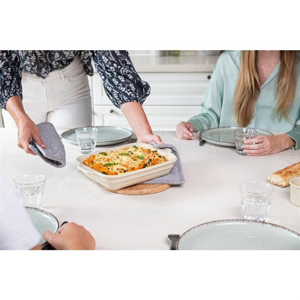Pyrex Ceramic Rectangular Roasting Dish 290x220mm hy003