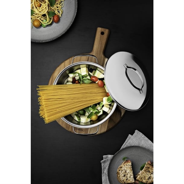 Tramontina Round Chopping Board 300x18mm hy095