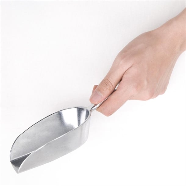 Vogue Aluminium Scoop 130ml j812