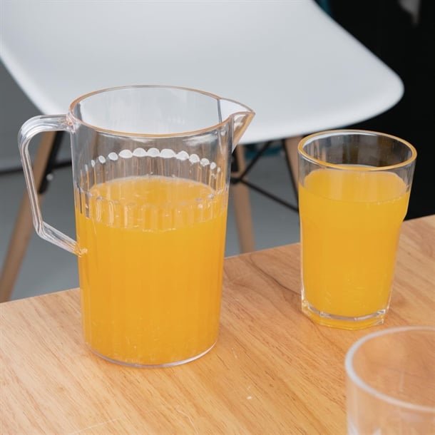 Olympia Kristallon Durable Polycarbonate Jug 0.9Ltr j900