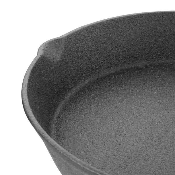 Vogue Round Cast Iron Skillet Pan 25cm m655