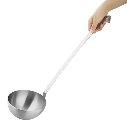 Vogue Stainless Steel Heavy Duty Ladle 750ml m963