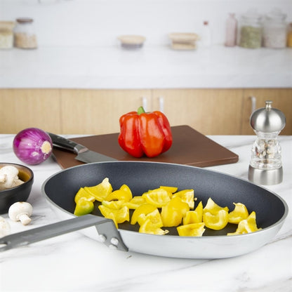 Vogue Aluminium Non-Stick Teflon Platinum Plus Oval Frying Pan 36cm ht988