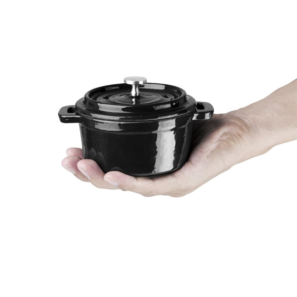 Vogue Cast Iron Round Mini Pot Black 240ml y259