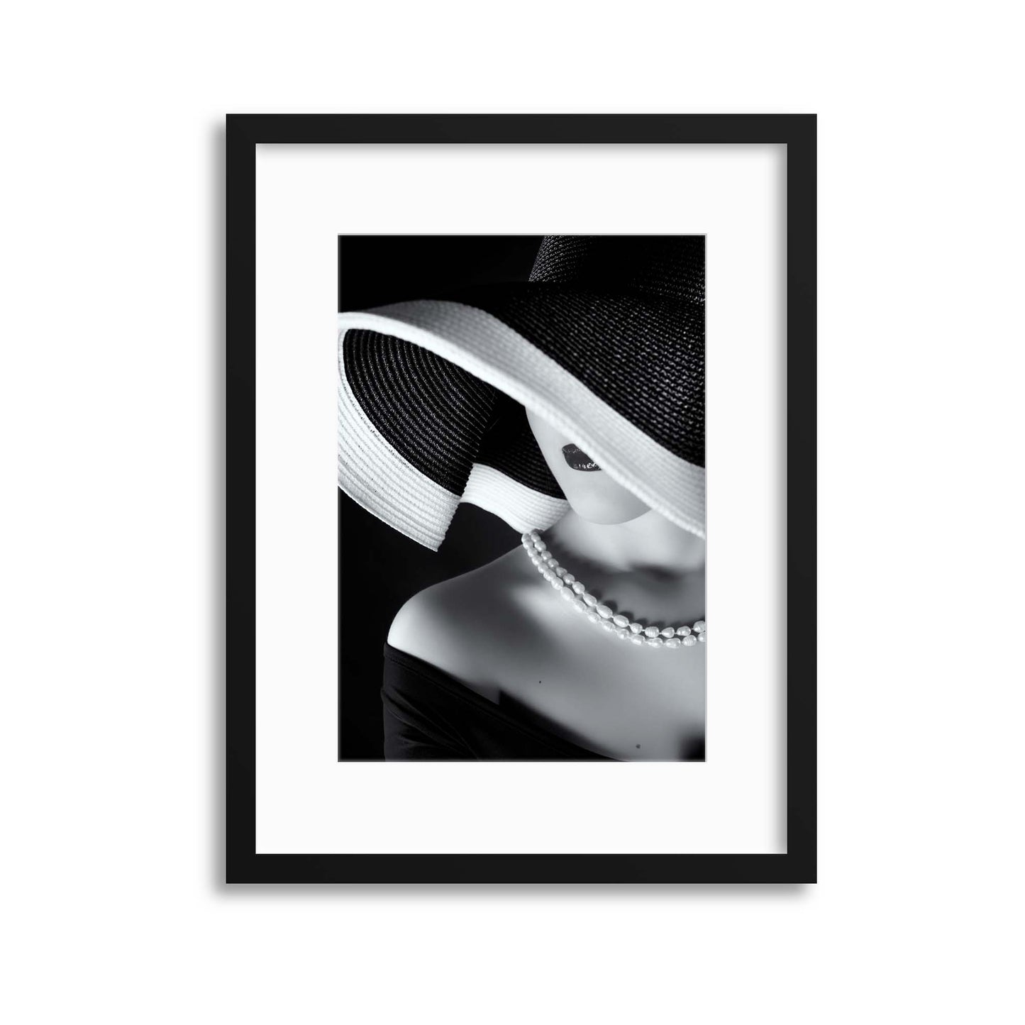 La Femme au Chapeau by Ruslan Bolgov Framed Print - USTAD HOME