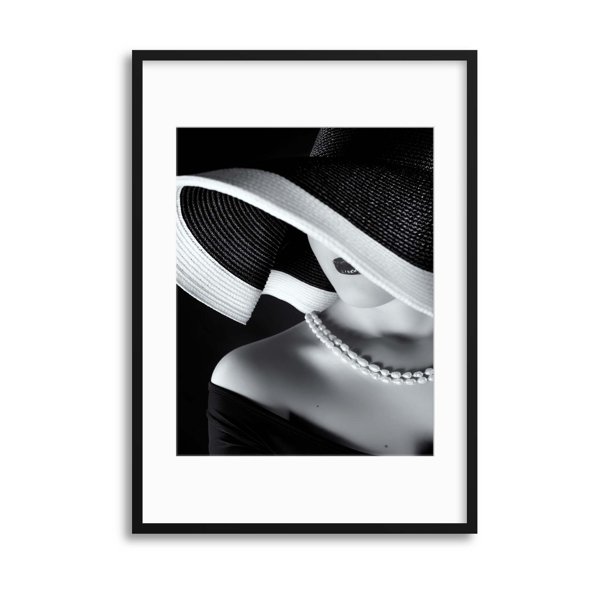 La Femme au Chapeau by Ruslan Bolgov Framed Print - USTAD HOME